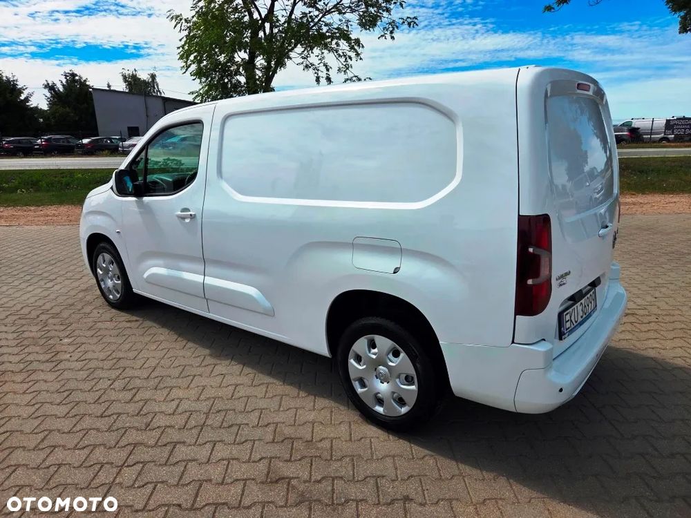 Opel COMBO - 15
