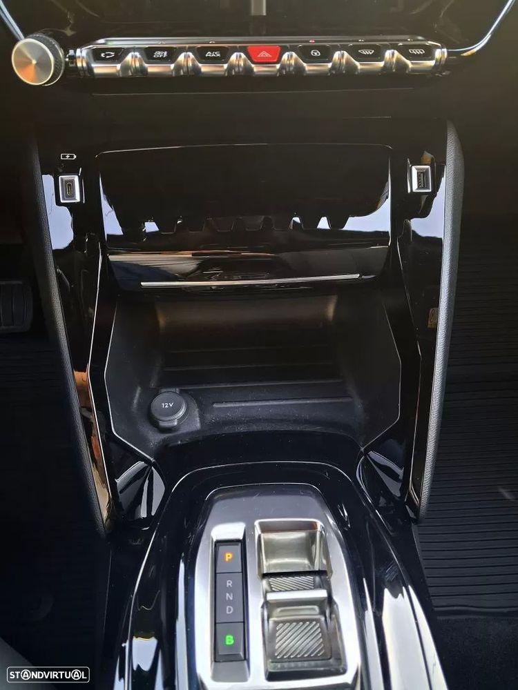 Peugeot e-2008 50 kWh Allure Pack - 13
