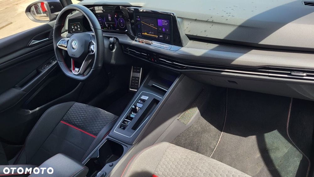 Volkswagen Golf - 15