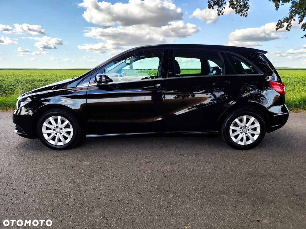 Mercedes-Benz Klasa B 180 BlueEFFICIENCY Edition 1 - 2