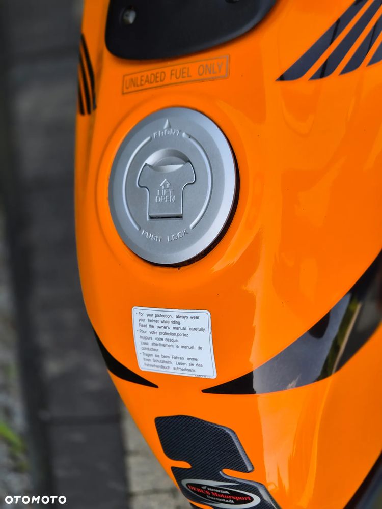 Honda CBR - 16