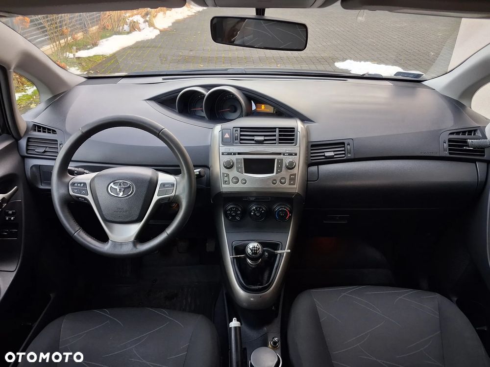 Toyota Verso 1.6 Luna - 8
