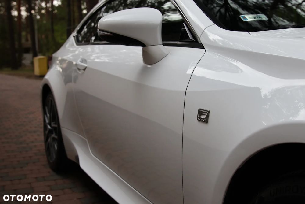 Lexus RC - 13