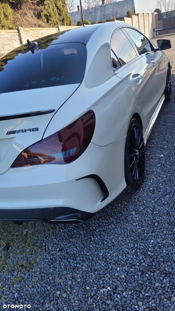 Mercedes-Benz CLA 45 AMG 4Matic 7G-DCT - 14