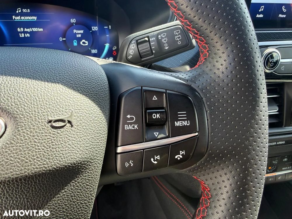 Ford Kuga 2.5 Duratec FHEV AWD ST Line X - 18