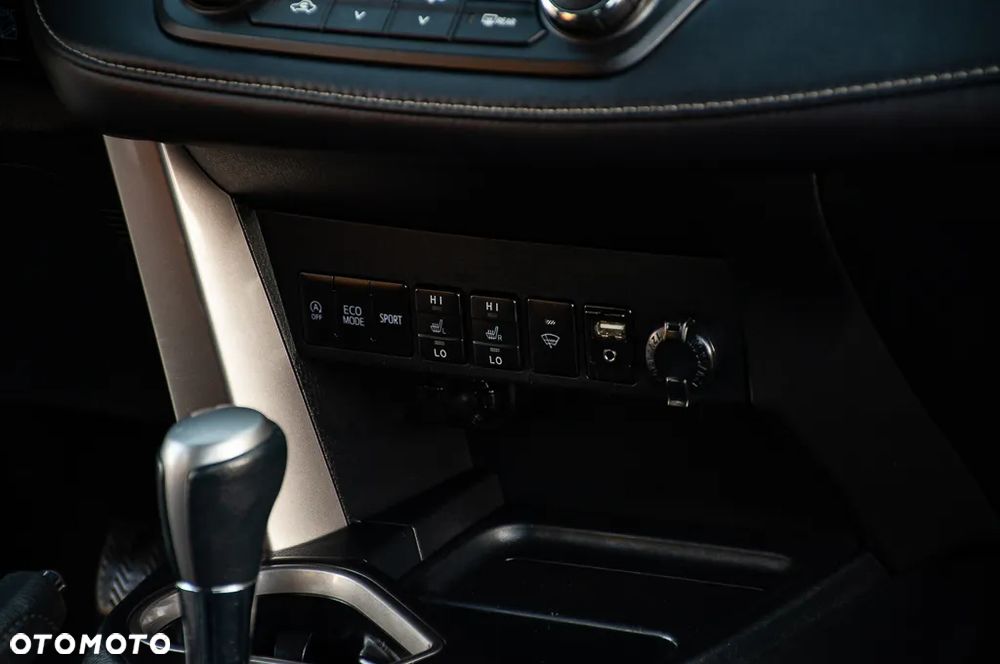 Toyota RAV4 2.0 Style 4x4 MS - 24