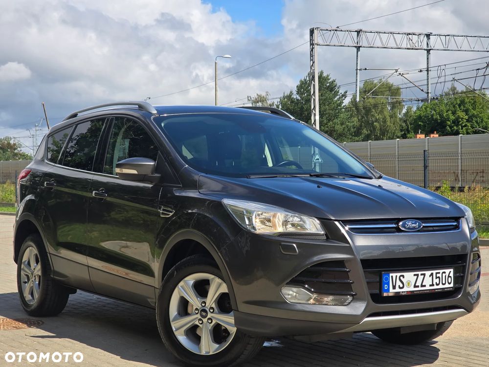 Ford Kuga 2.0 TDCi 4x4 Titanium - 4