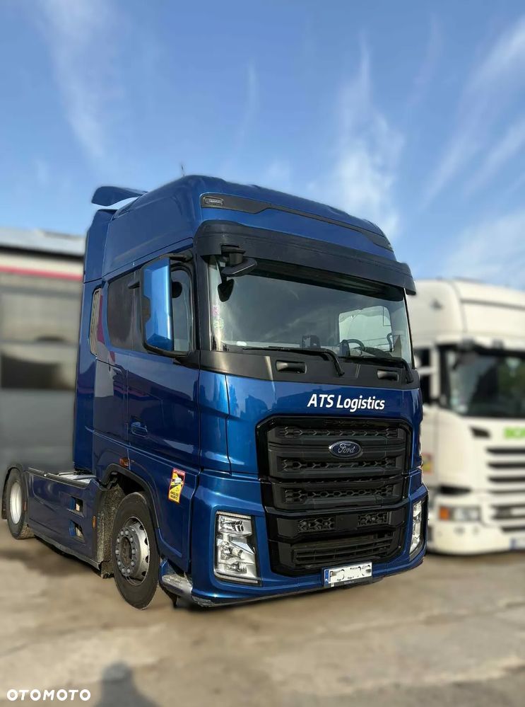 ZDERZAK ATRAPA LAMPY GRILL KOMPLET FORD F-MAX 500 - 2