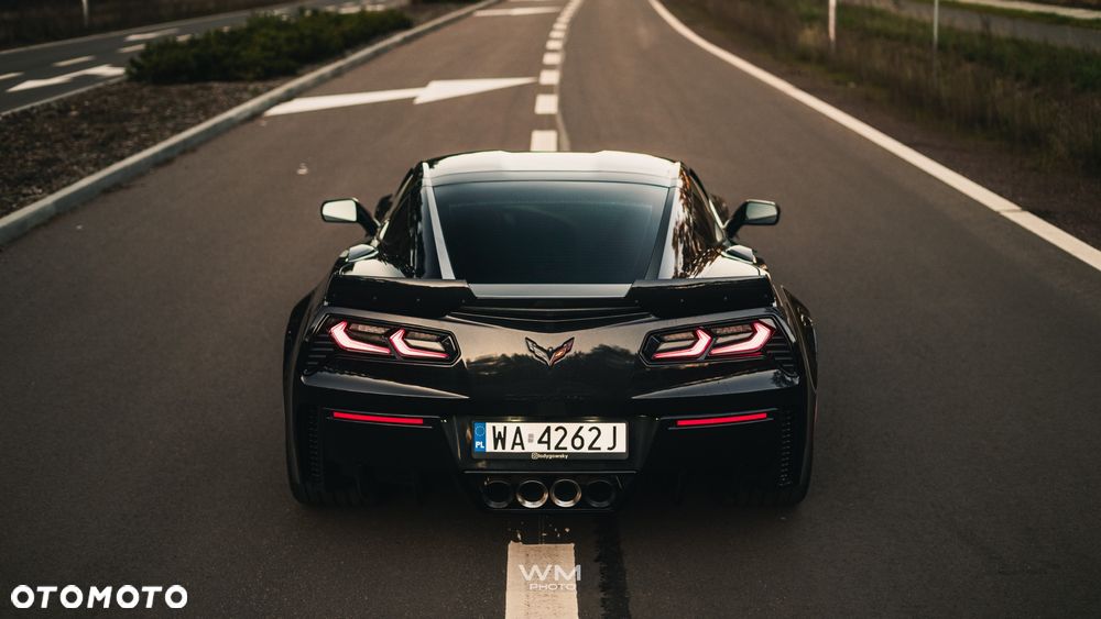 Chevrolet Corvette - 7