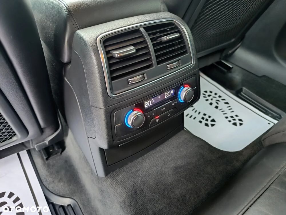 Audi A6 Avant 2.0 TDI ultra S tronic - 35