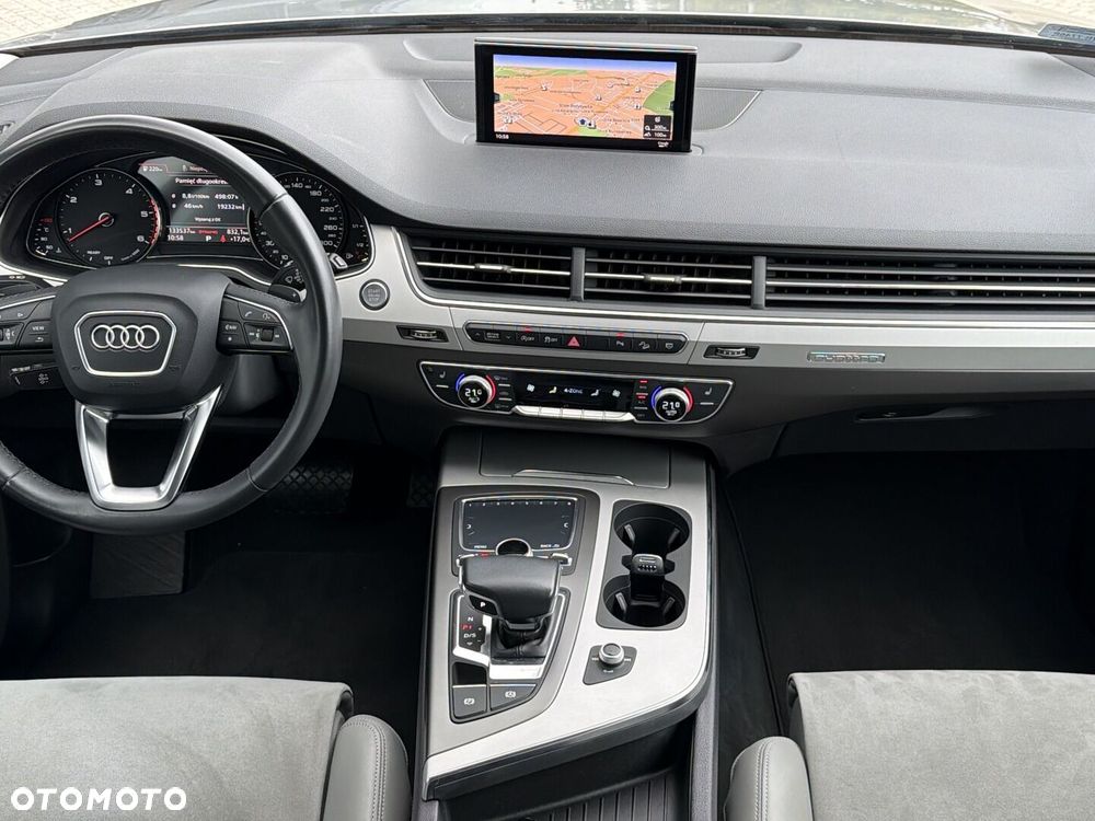Audi Q7 - 19