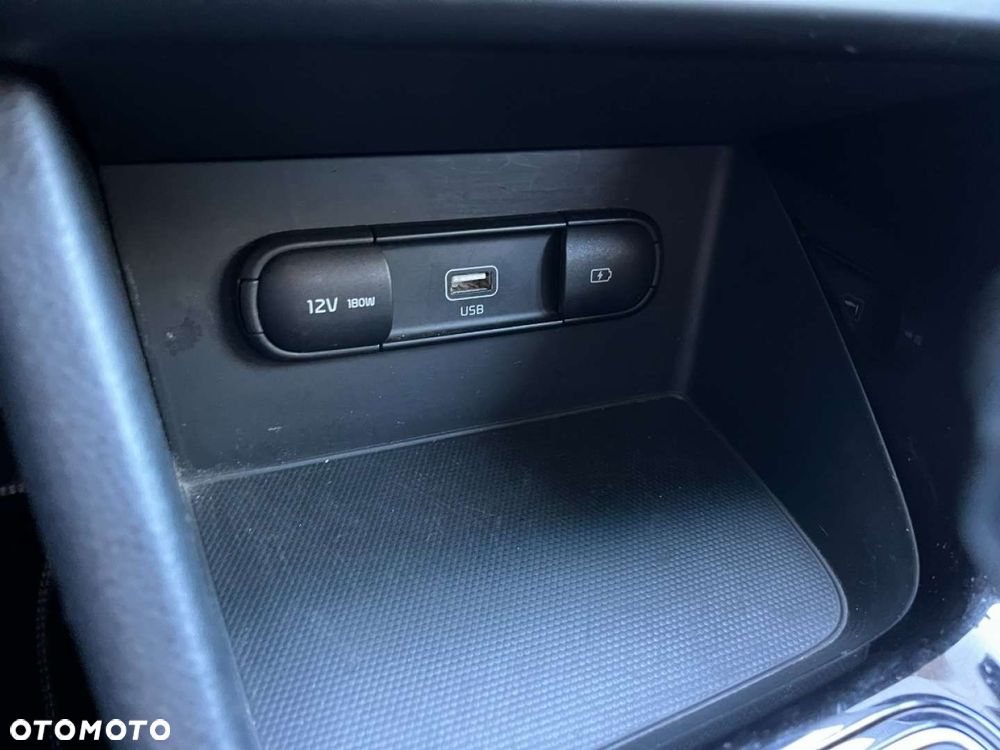 Kia Niro 1.6 GDI Hybrid L - 17