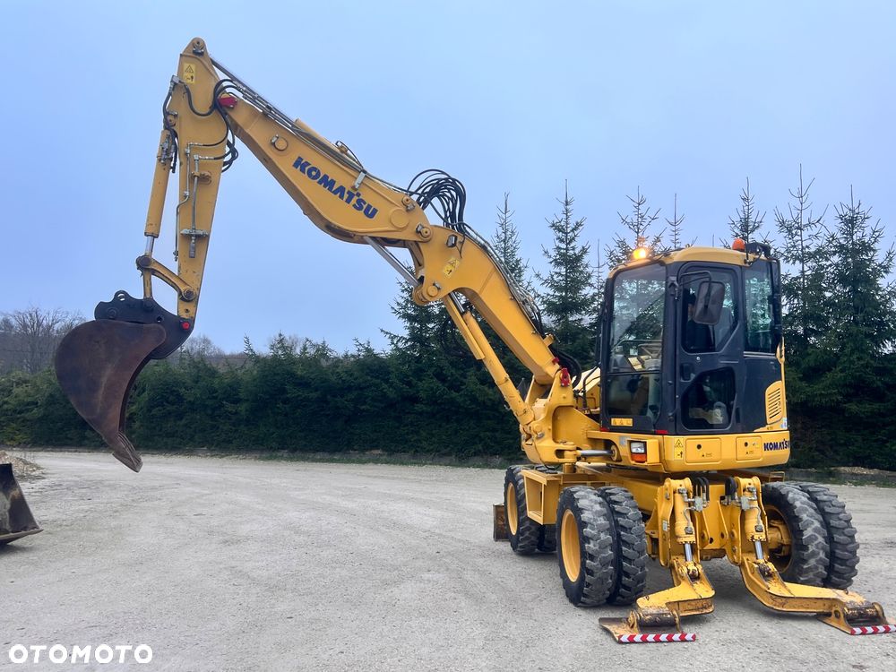 Komatsu Koparka kołowa KOMATU PW98MR-8 10ton 4x4x4 ośki skrętne Ramię 3x łamane BEZ DPF i ADBLUE 4 cyl dodatkowe wyjścia hydr Pług Podpory  2012 szybka zwinna Prosto z importu 1 właściciel Cat TEREX Liebherr Wacker Pw 98 Mr 8 11 - 30