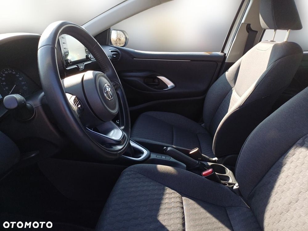 Toyota Yaris - 13
