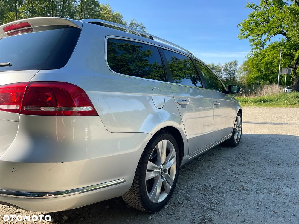 Volkswagen Passat 1.6 TDI Comfortline - 4