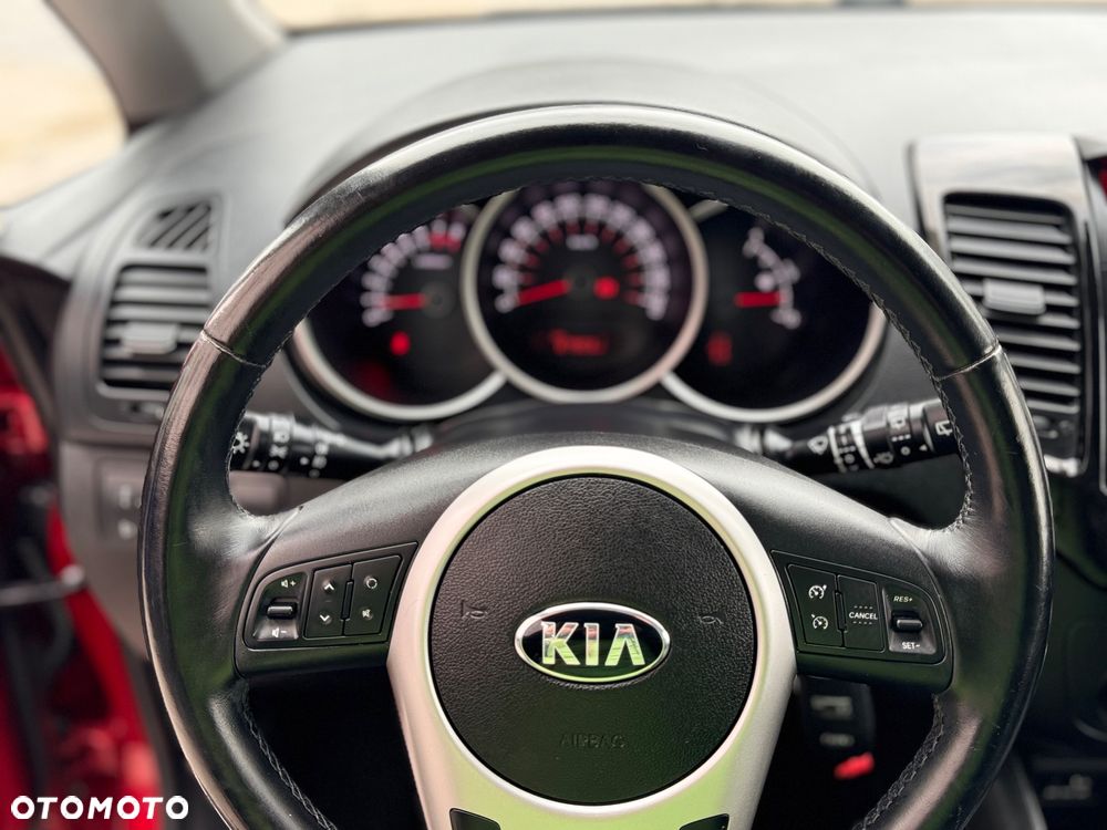 Kia Venga 1.4 CVVT ISG Vision - 19