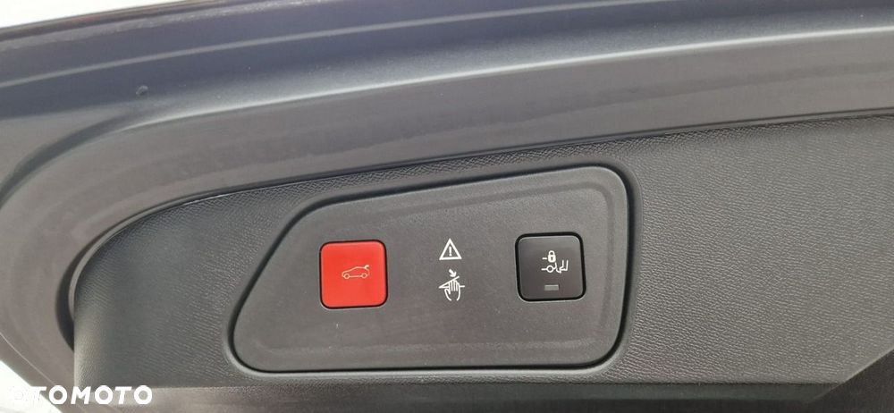 Peugeot 3008 - 12