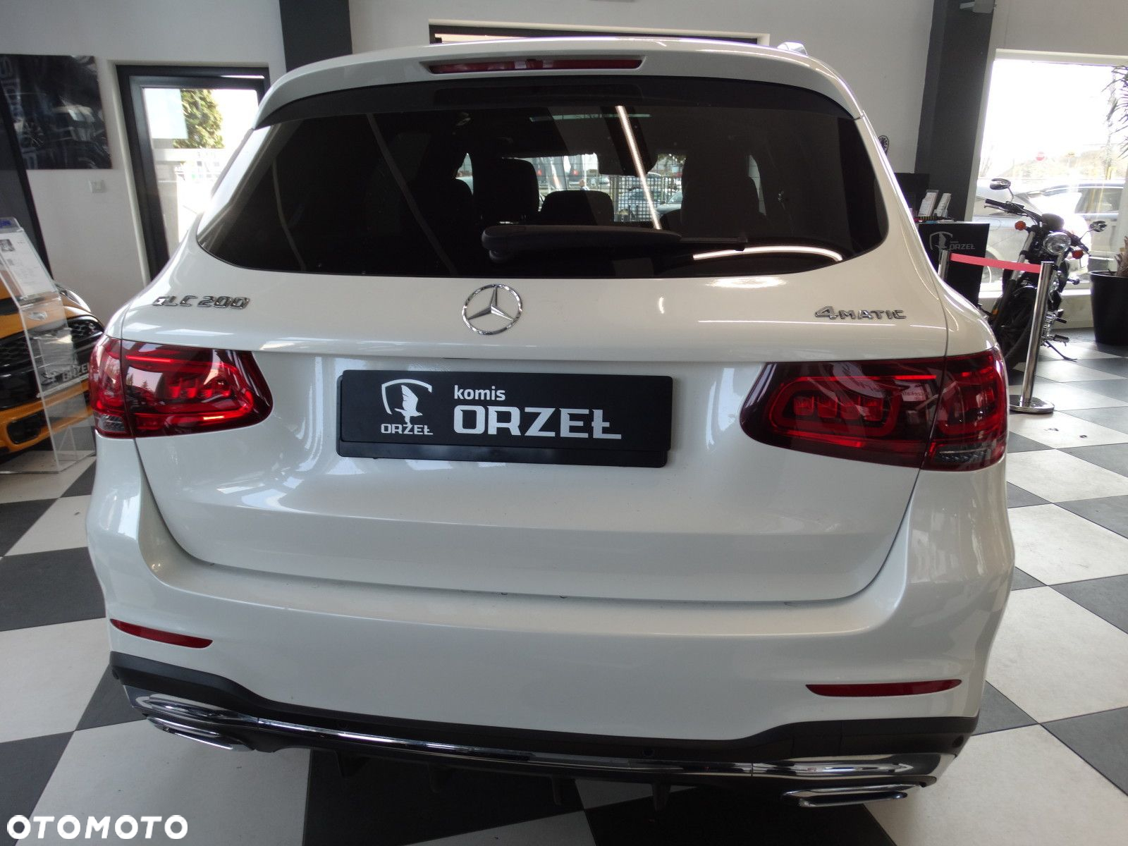 Mercedes-Benz GLC - 6