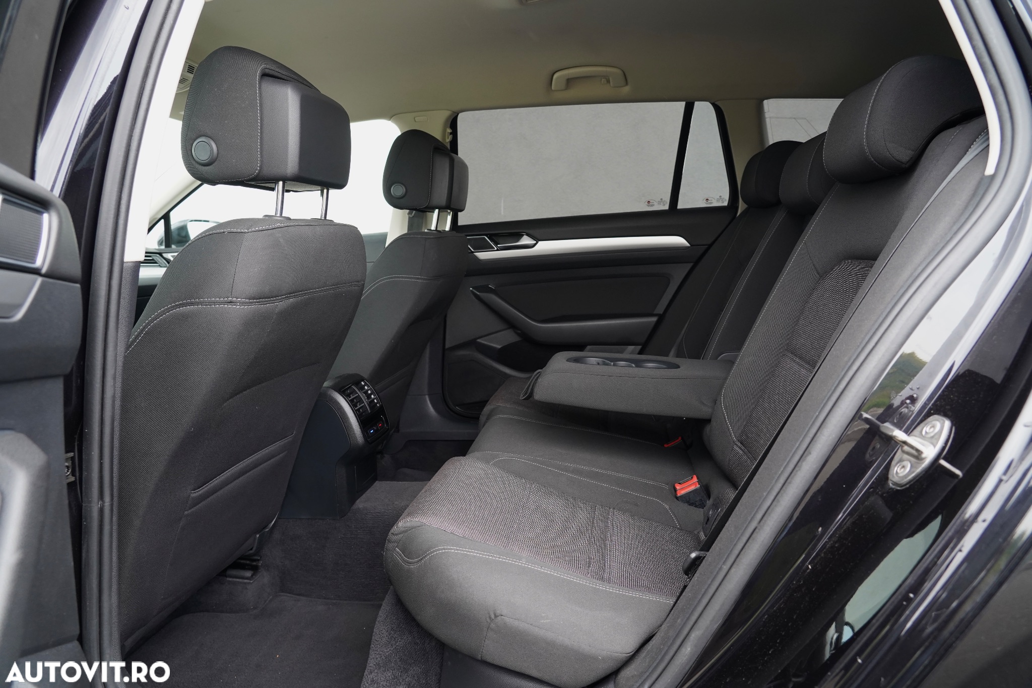 Volkswagen Passat Variant 2.0 TDI Comfortline - 13