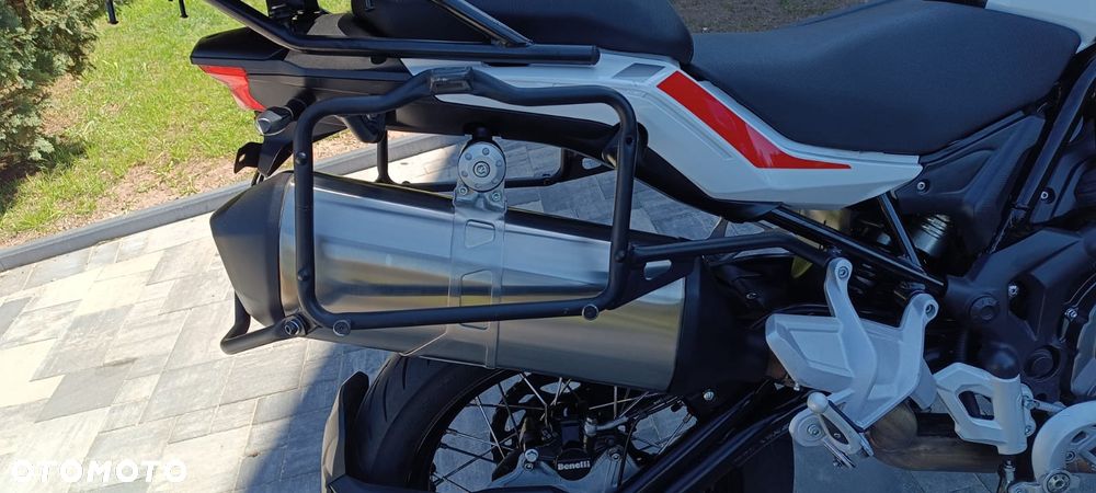 Benelli TRK 502X - 26