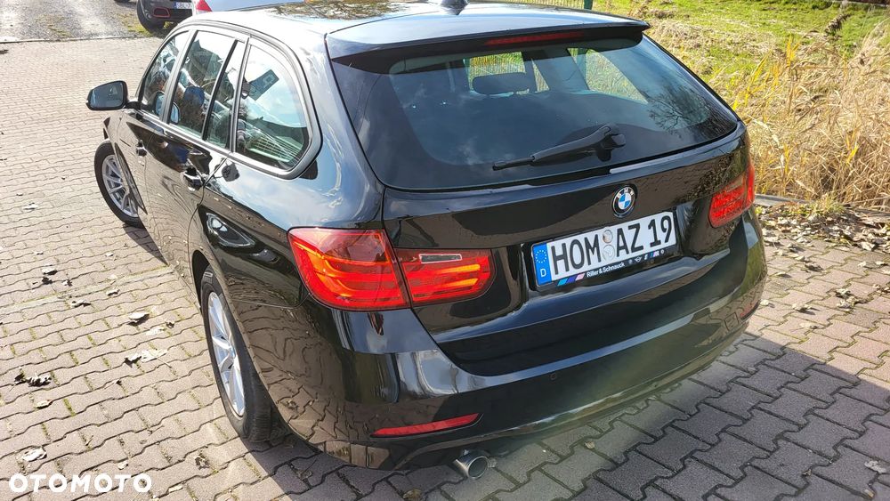 BMW Seria 3 316d - 24