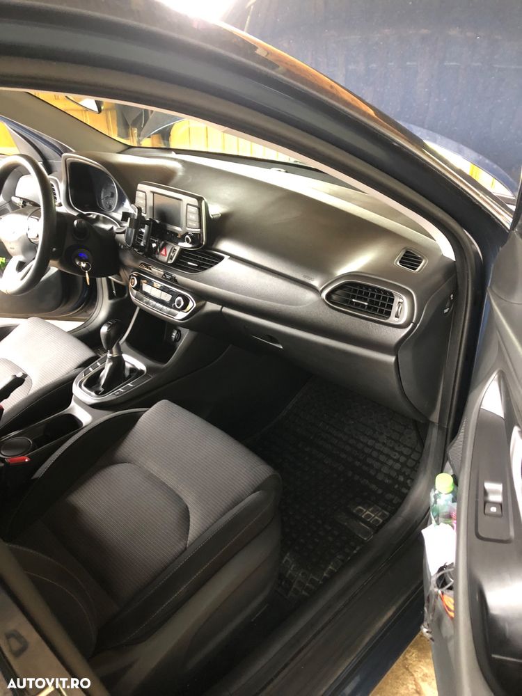 Hyundai i30 1.6 CRDI Select - 7