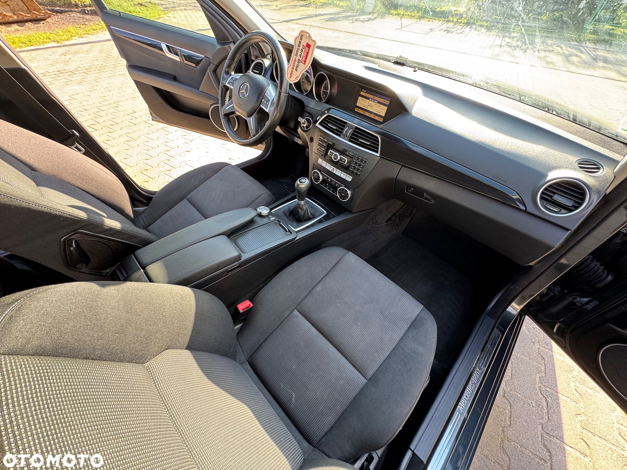 Mercedes-Benz Klasa C 180 T CDI Avantgarde Edition - 6