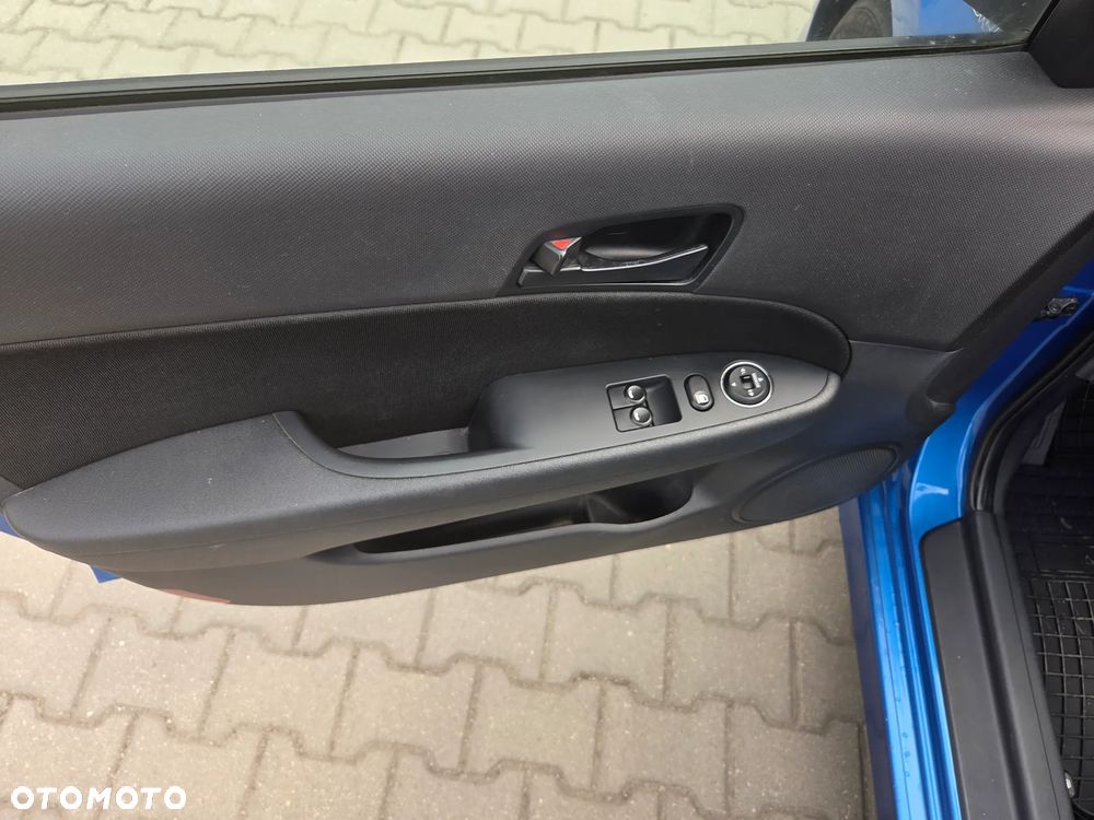 Hyundai i30 1.4 Blue Comfort - 14