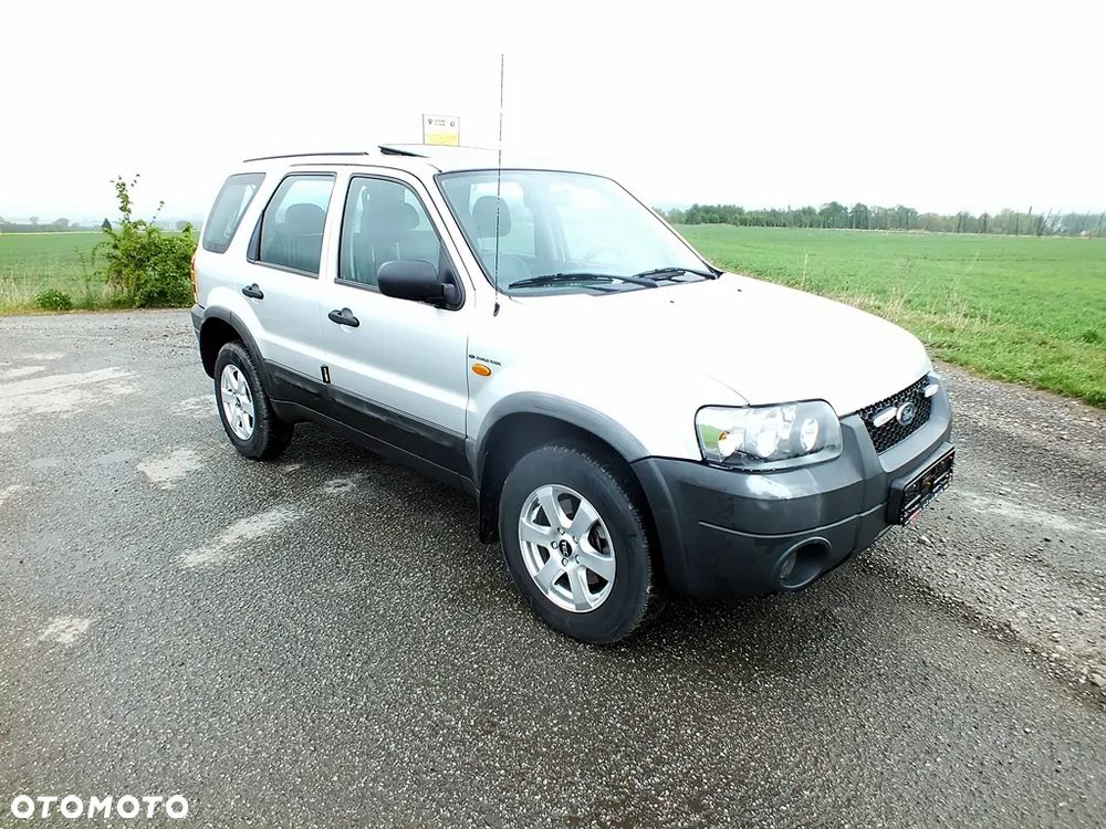 Ford Maverick V6 Limited - 6