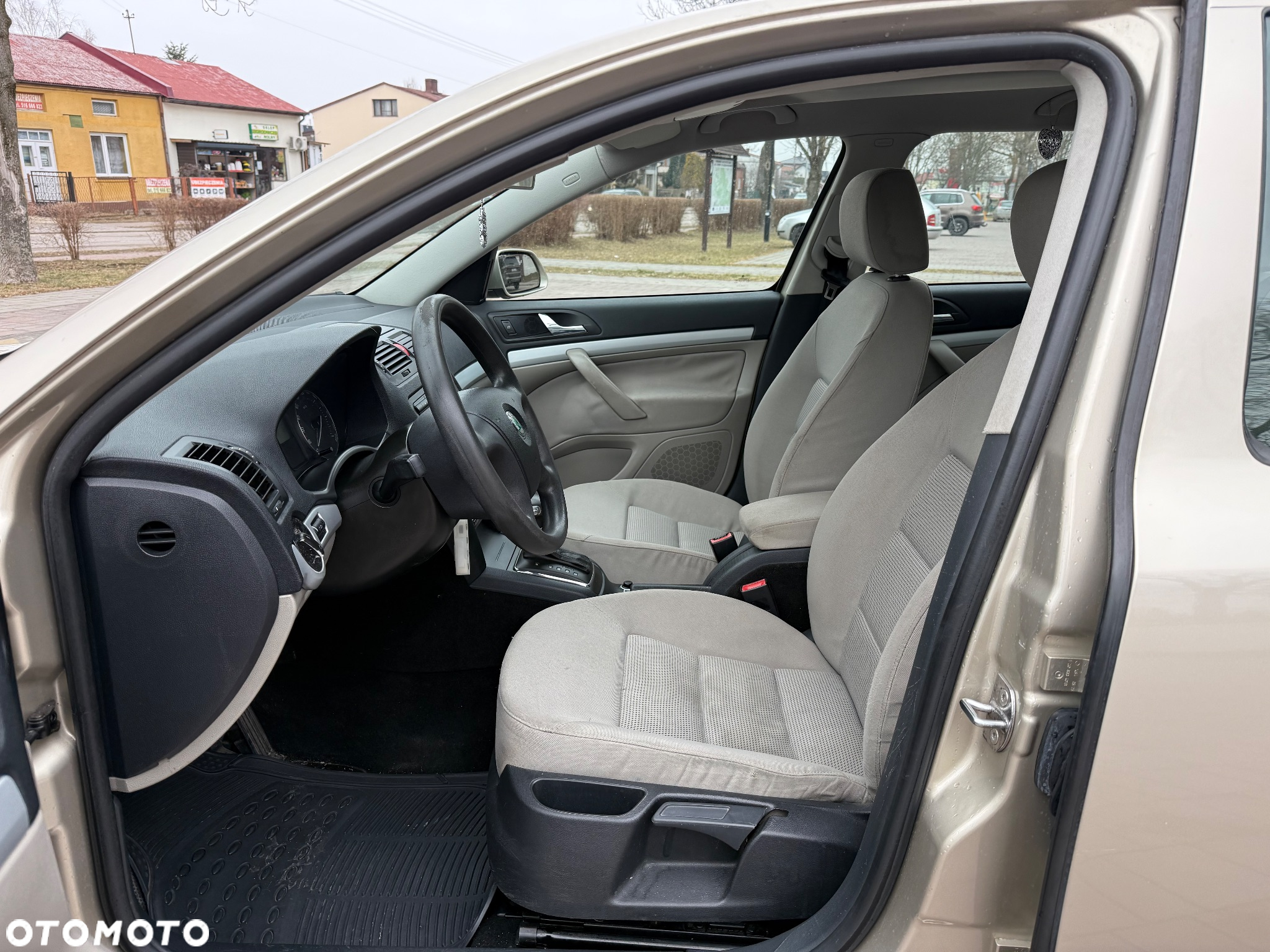 Skoda Octavia 1.6 Automatik Elegance - 7