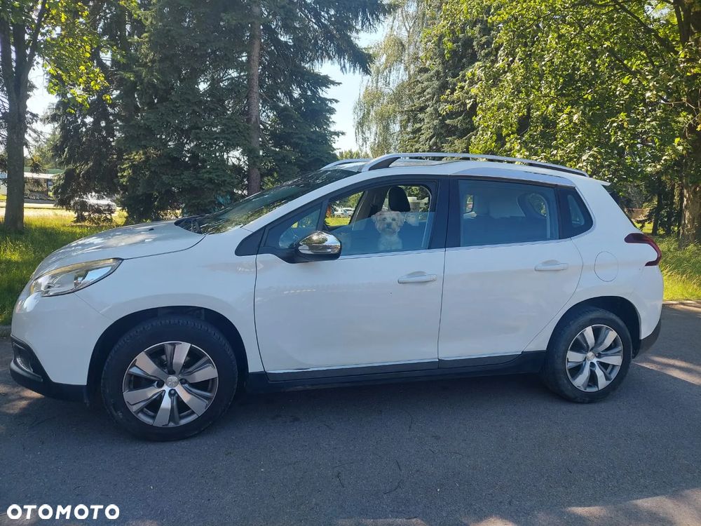 Peugeot 2008 PureTech 82 ETG5 STOP&START Allure - 5