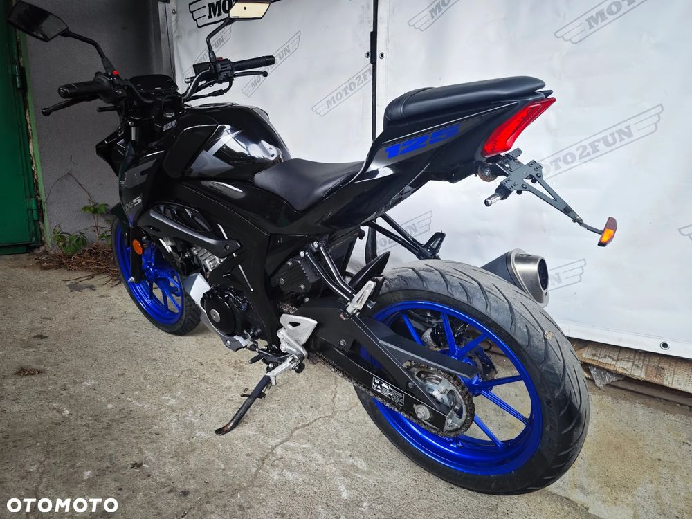Suzuki GSX - 5