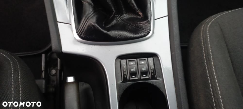 Ford Mondeo 2.0 TDCi Ghia X - 18