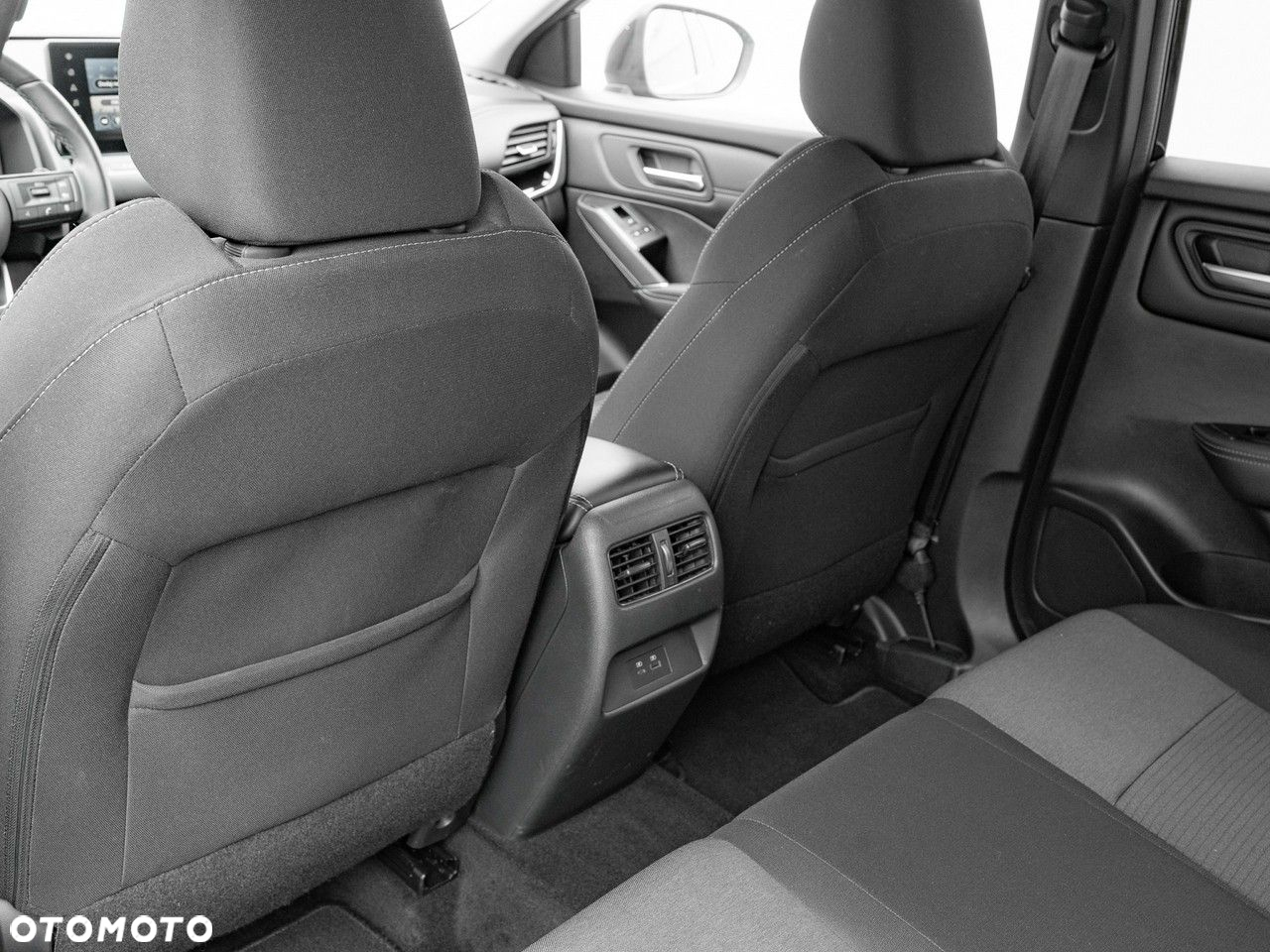 Nissan Qashqai - 24