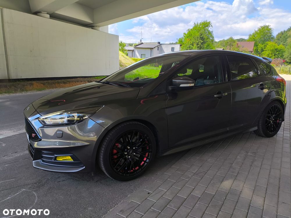 Ford Focus 2.0 EcoBoost ST-2 - 4