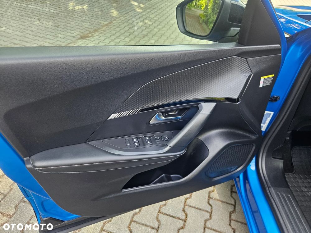 Peugeot 2008 PureTech 130 EAT8 Allure - 11