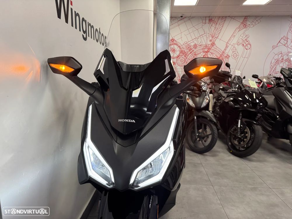 Honda Forza 350 - 4
