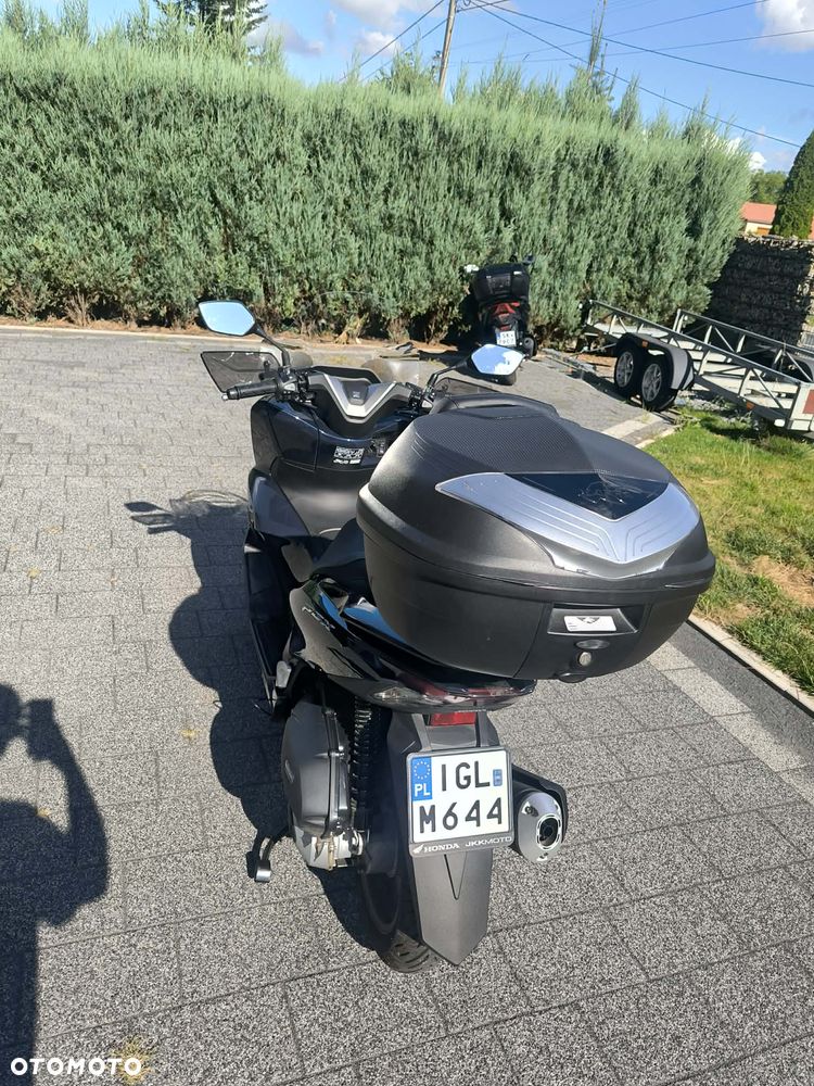 Honda PCX - 12