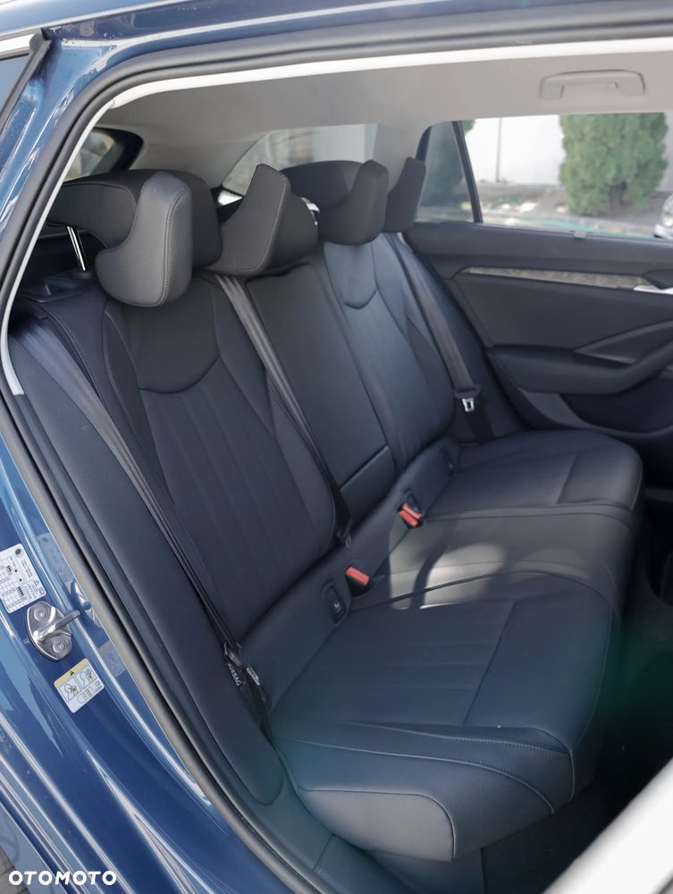 Skoda Superb 2.0 TDI SCR L&K DSG - 15