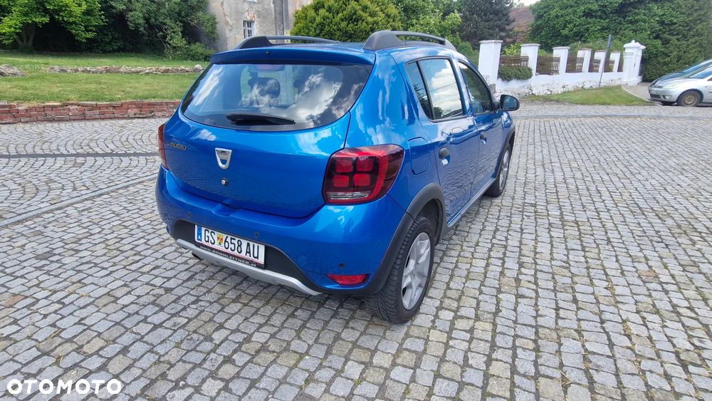Dacia Sandero dCi 90 S&S Celebration - 9