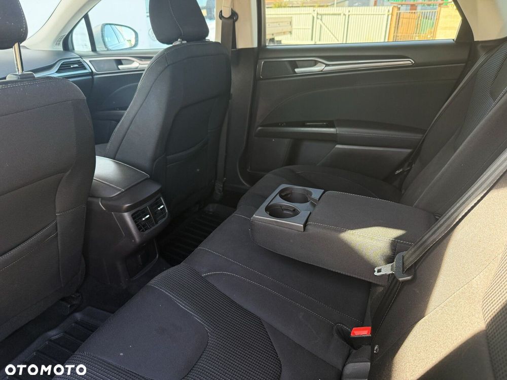 Ford Mondeo 2.0 EcoBlue Titanium - 31