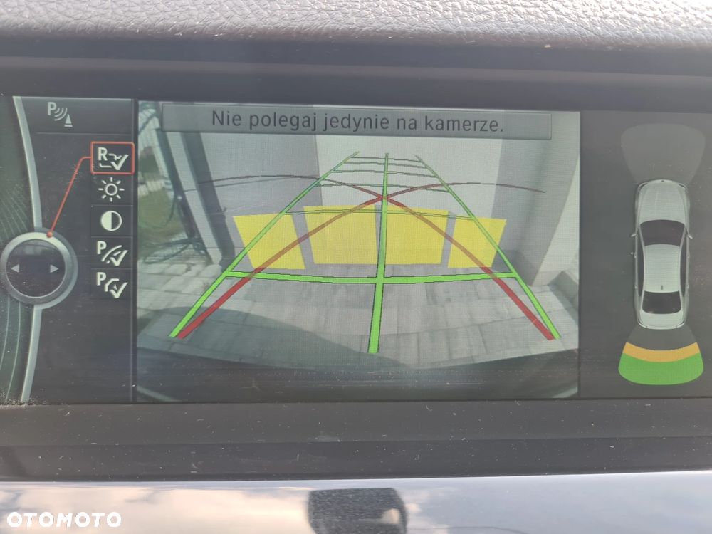 BMW Seria 5 535d xDrive - 15