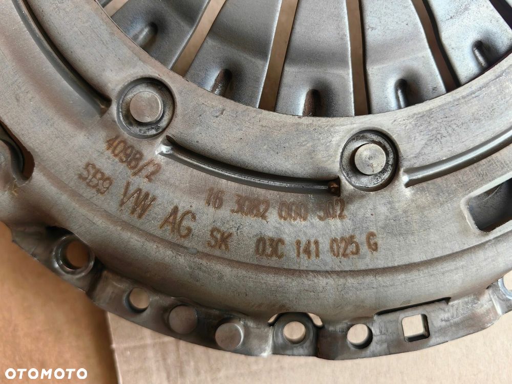 Sprzęgło kompletne sztywne VW AUDI SEAT SKODA 1.4 TFSI 122KM 03C141025G - 4
