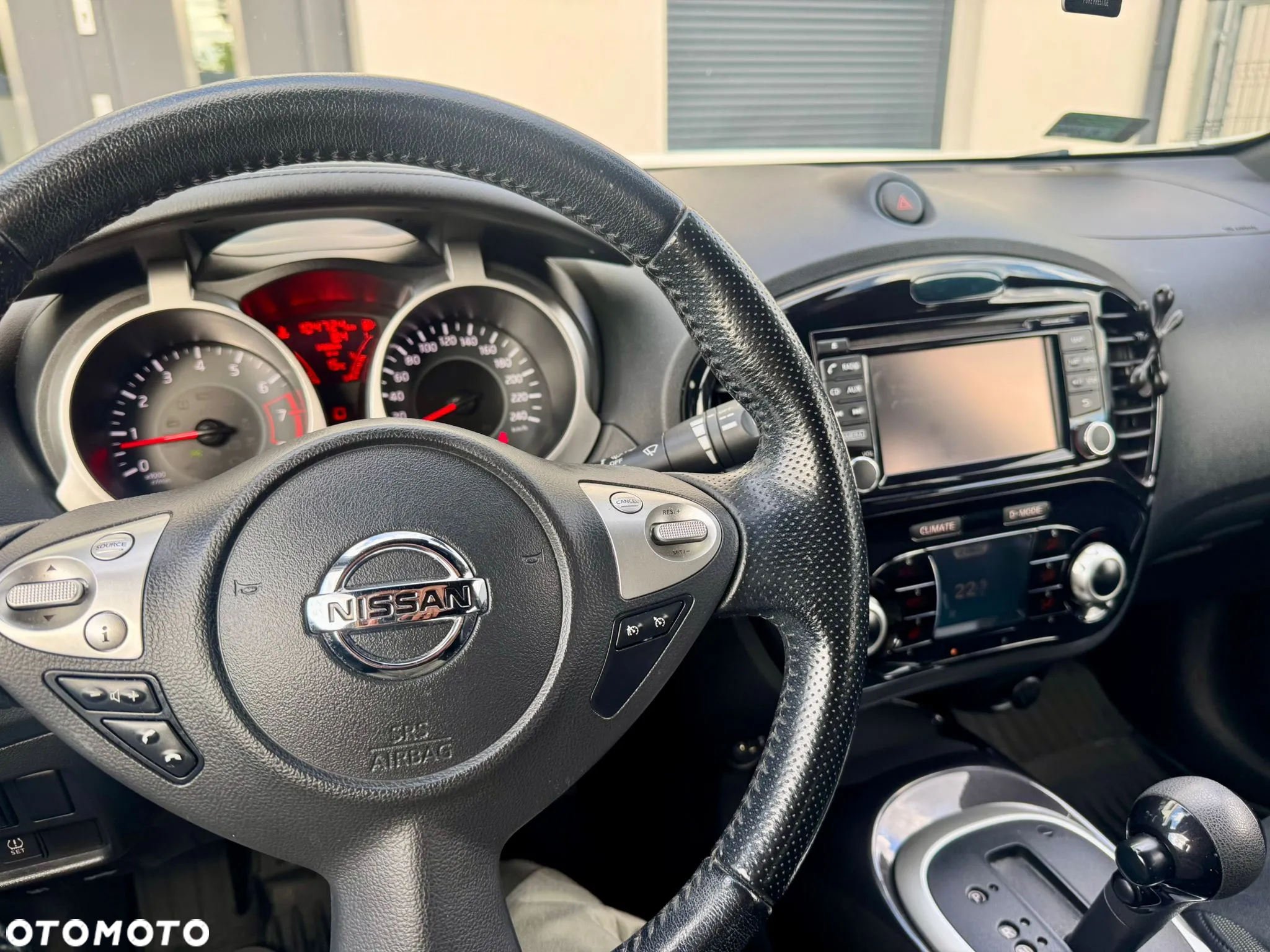 Nissan Juke 1.6 N-Connecta Xtronic EU6 - 10