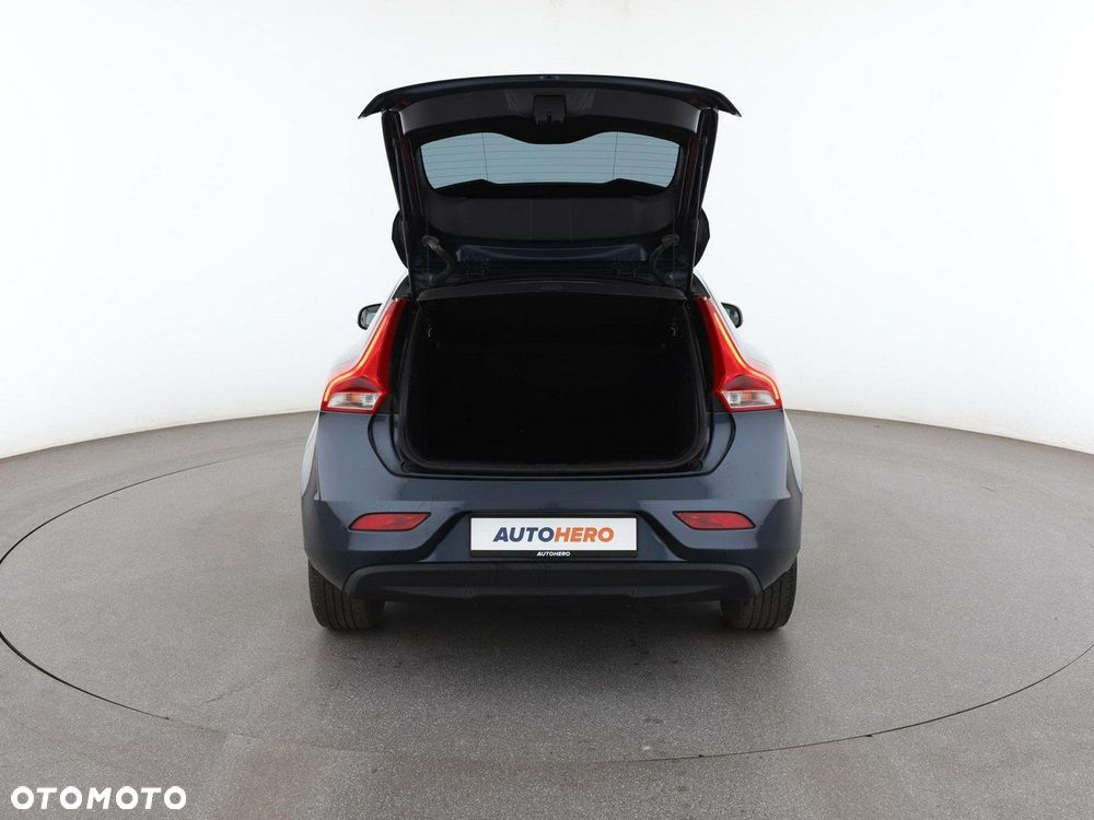 Volvo V40 D2 Drive-E Momentum - 20