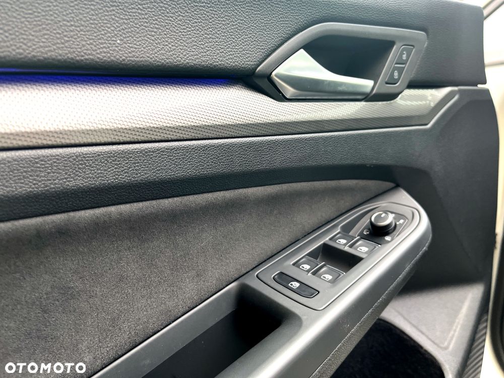 Volkswagen Golf VIII 1.5 TSI Edition 50 - 9
