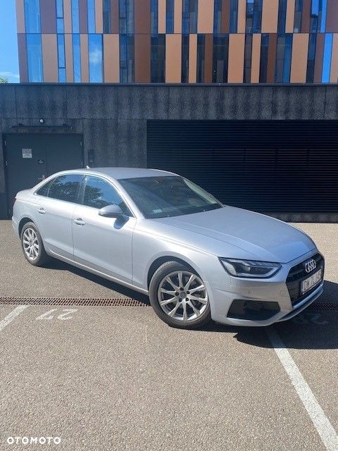 Audi A4 Limousine - 2