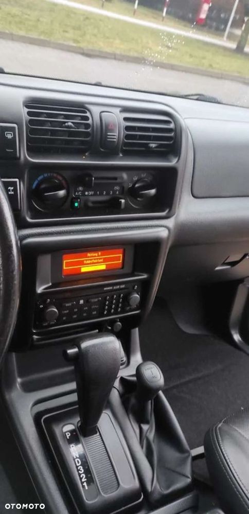 Opel Frontera 3.2 V6 Off Road - 10