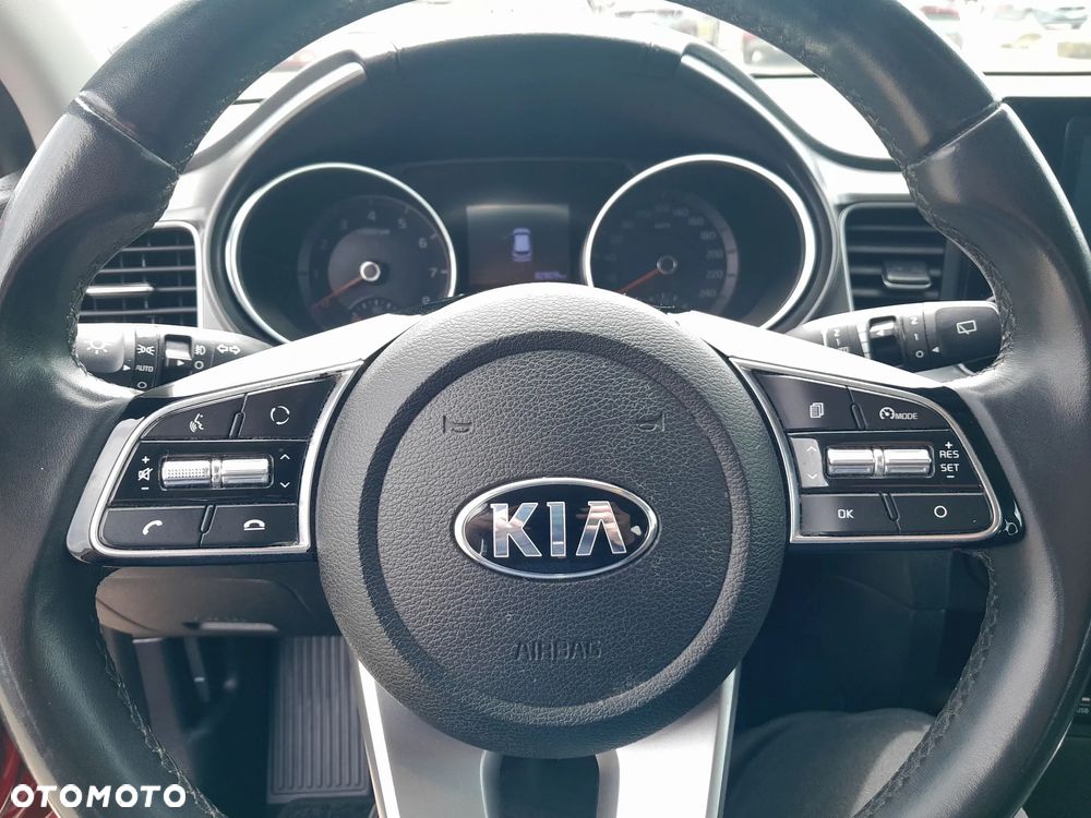 Kia Ceed 1.4 T-GDI L - 21