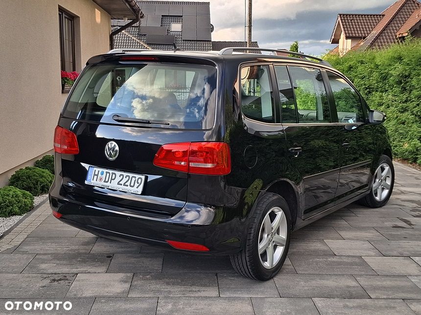 Volkswagen Touran 1.6 TDI DPF BlueMotion Technology Trendline - 10